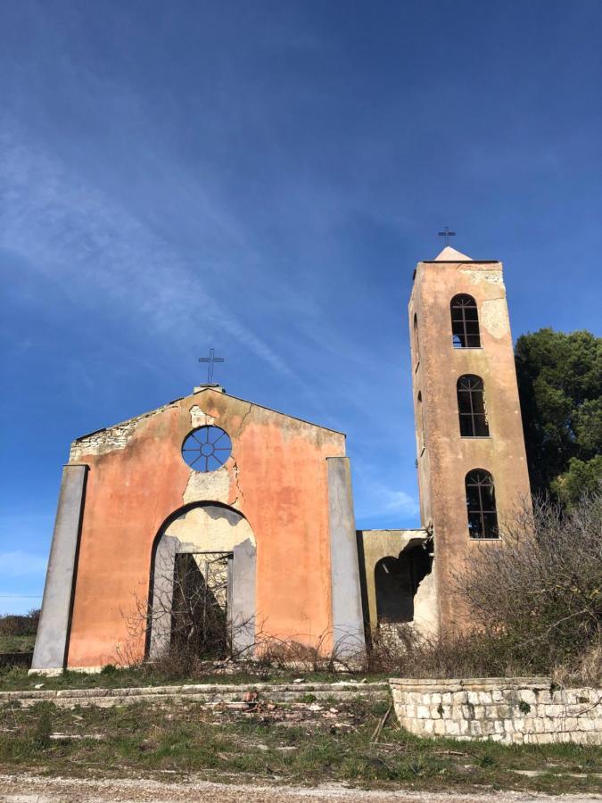 Casa Paradiso Castronuovo di Sicilia ภายนอก รูปภาพ